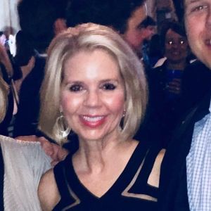 Meet your Posher, Deedee